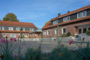 Гостиница Hotel Zur Erholung & Restaurant Amme's Landhaus  Айклинген